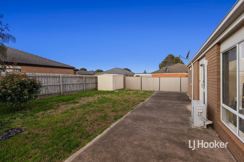 Photo - 38 Hope Way, Tarneit VIC 3029 - Image 12