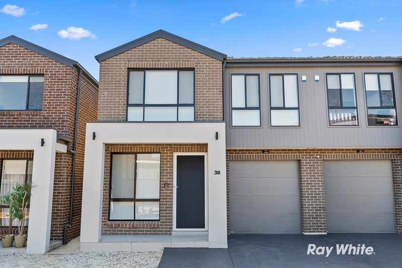 38 Hopwood Glade, Quakers Hill NSW 2763