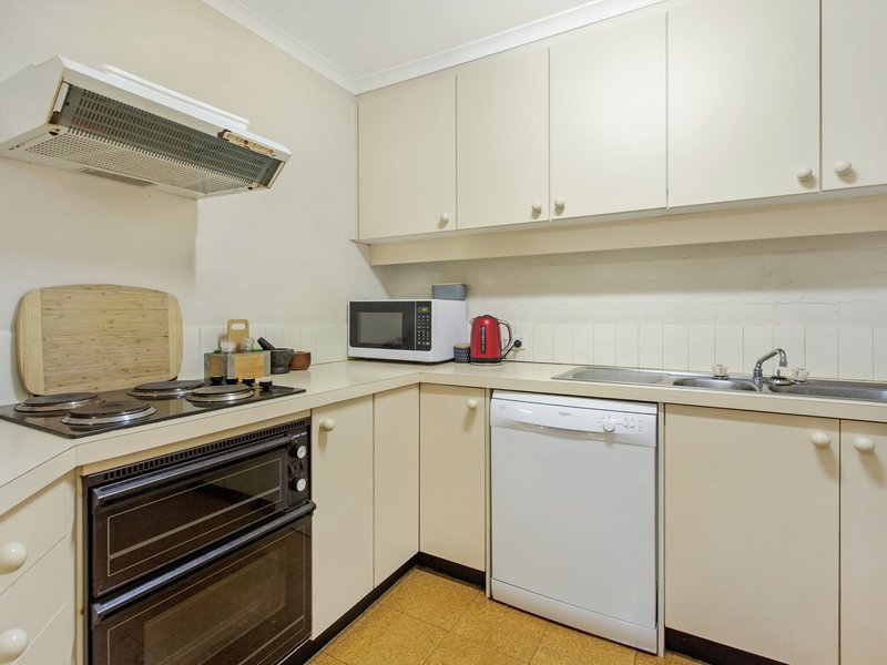 Photo - 3/8 Howitt Street, Kingston ACT 2604 - Image 4