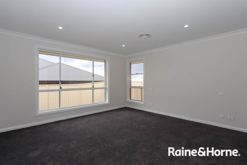 Photo - 38 Ignatius Place, Kelso NSW 2795 - Image 9