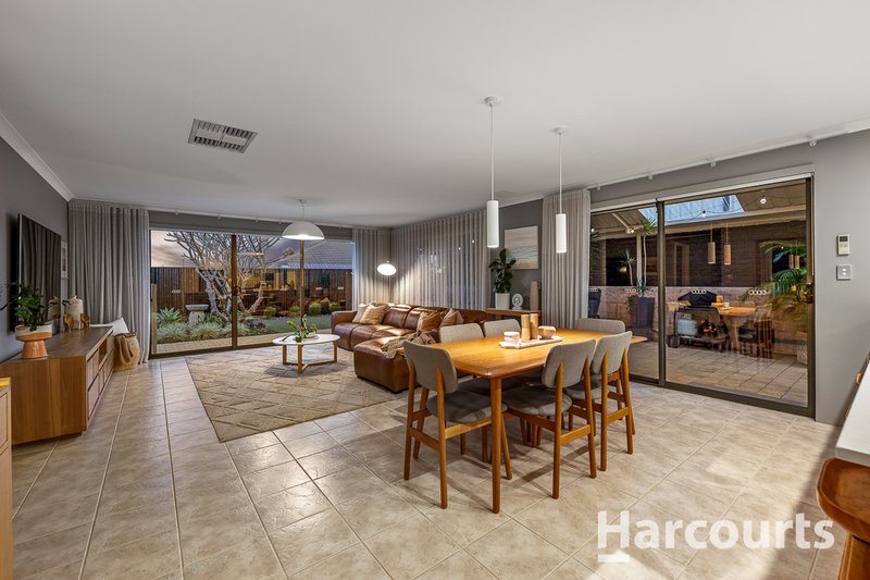 Photo - 38 Injidup Loop, Clarkson WA 6030 - Image 18