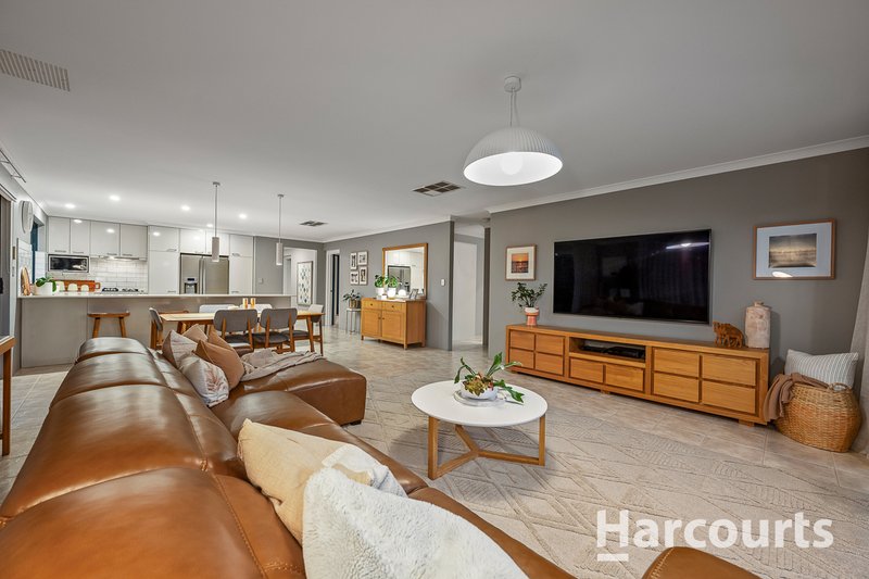 Photo - 38 Injidup Loop, Clarkson WA 6030 - Image 21