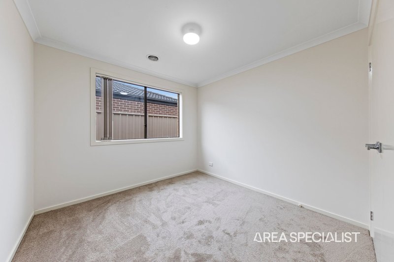 Photo - 38 Inspiration Circuit, Pakenham VIC 3810 - Image 18