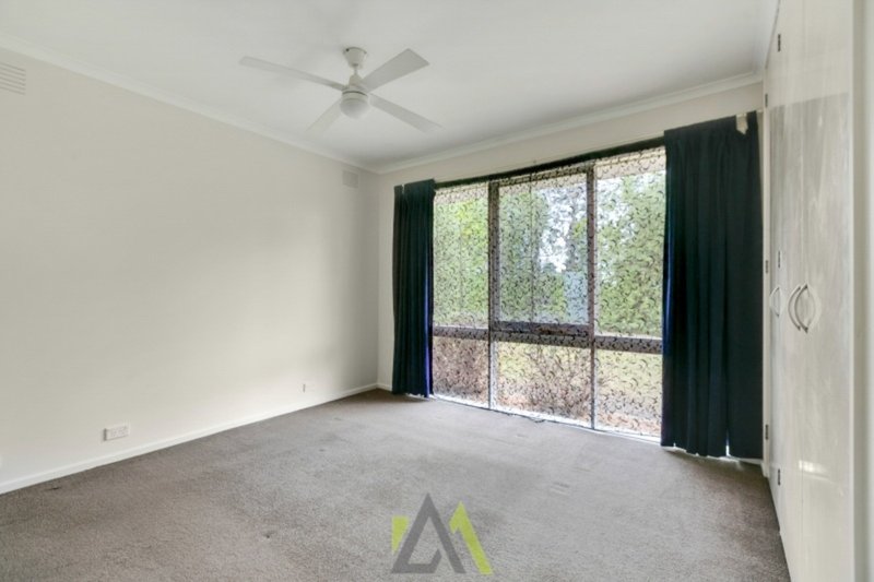 Photo - 38 Jackson Drive, Langwarrin VIC 3910 - Image 7