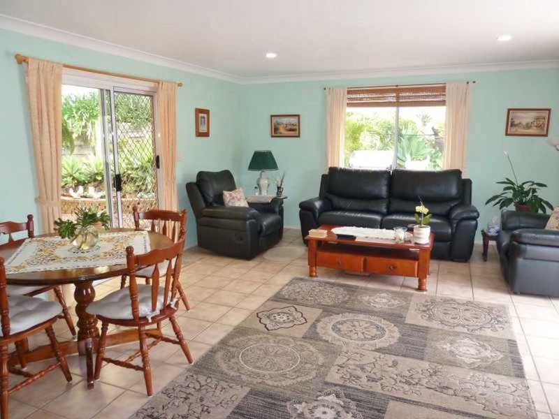 Photo - 38 Karloo Street, Forster NSW 2428 - Image 3