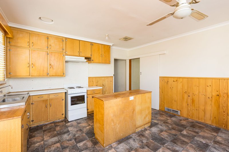 Photo - 38 Keam Street, Mildura VIC 3500 - Image 2
