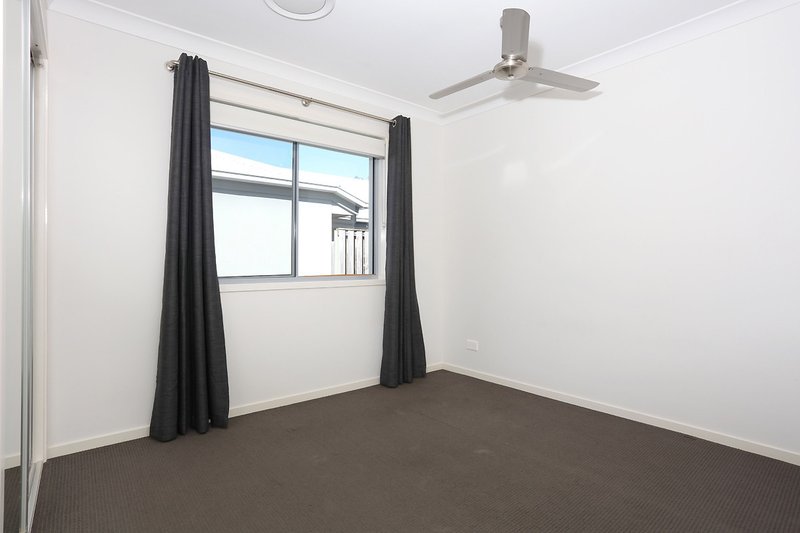 Photo - 38 Keppel Way, Coomera QLD 4209 - Image 7