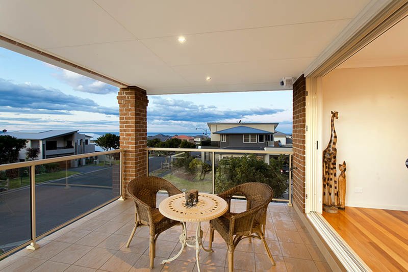 Photo - 38 Killalea Drive, Shell Cove NSW 2529 - Image 3