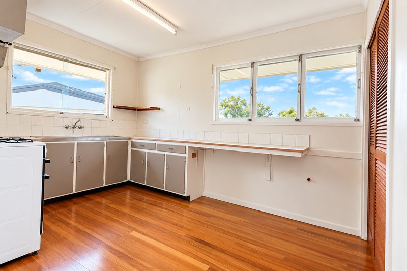 Photo - 38 Kinyunga Street, Kippa-Ring QLD 4021 - Image 6