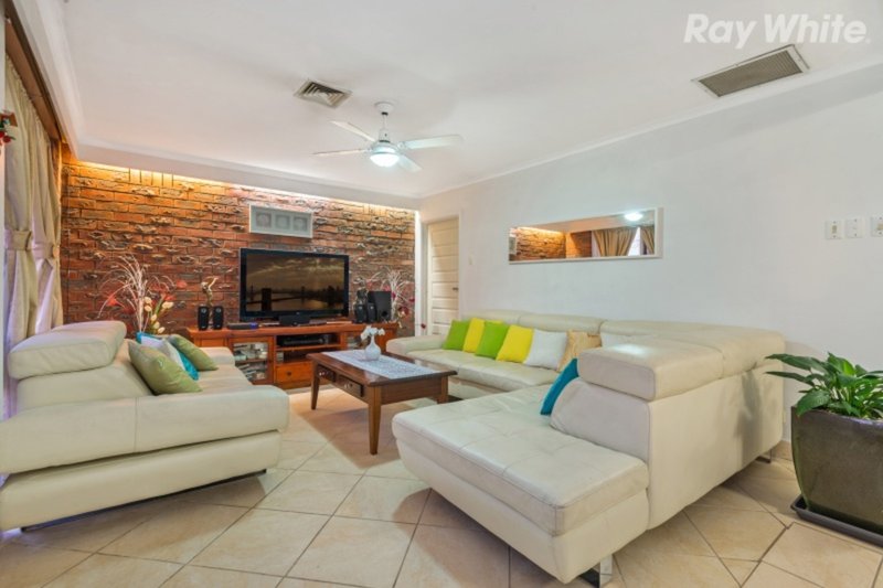 Photo - 38 Kirribilli Avenue, Keysborough VIC 3173 - Image 2