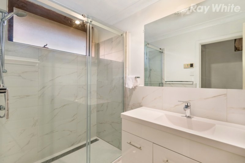 Photo - 38 Kirribilli Avenue, Keysborough VIC 3173 - Image 7