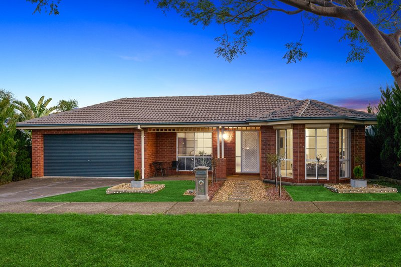 38 Klippel Way, Caroline Springs VIC 3023