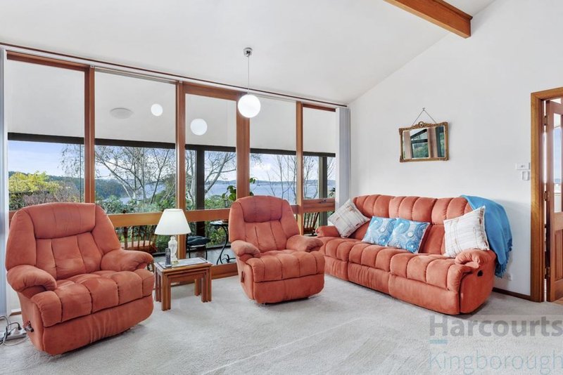 Photo - 38 Kunama Drive, Kingston Beach TAS 7050 - Image 11