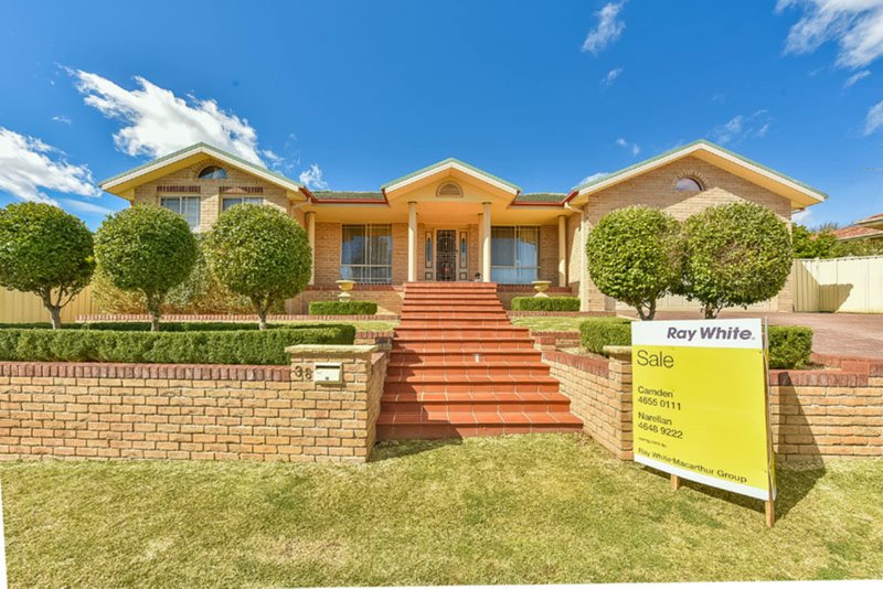 38 Kurrajong Circuit, Mount Annan NSW 2567