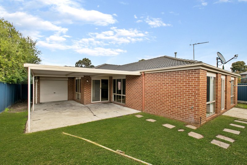 Photo - 38 Laurina Link, Pakenham VIC 3810 - Image 12