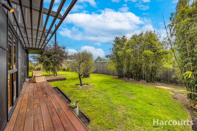 Photo - 38 Law Street, Newborough VIC 3825 - Image 16