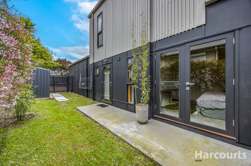 Photo - 38 Law Street, Newborough VIC 3825 - Image 17