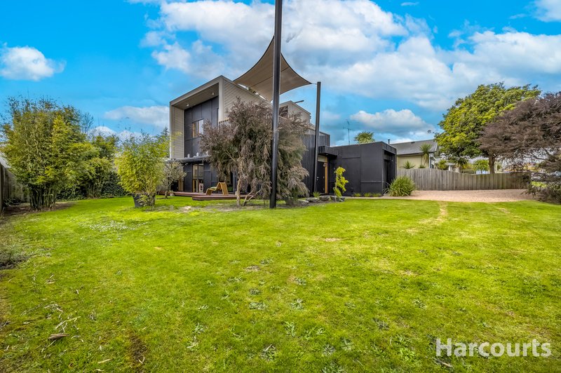 Photo - 38 Law Street, Newborough VIC 3825 - Image 20