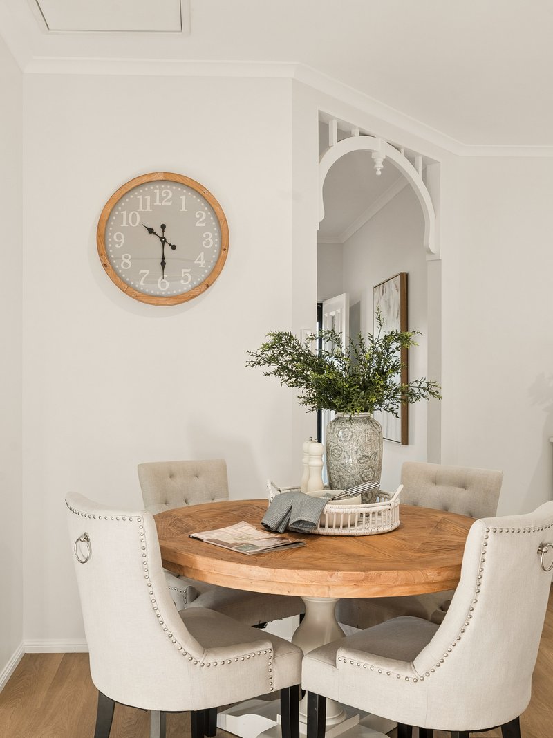 Photo - 38 Leslie Street, Kallangur QLD 4503 - Image 4