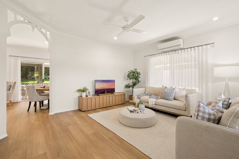 Photo - 38 Leslie Street, Kallangur QLD 4503 - Image 11
