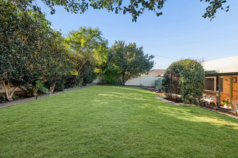 Photo - 38 Leslie Street, Kallangur QLD 4503 - Image 20