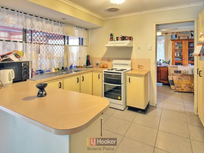 Photo - 38 Limerick Drive, Crestmead QLD 4132 - Image 4