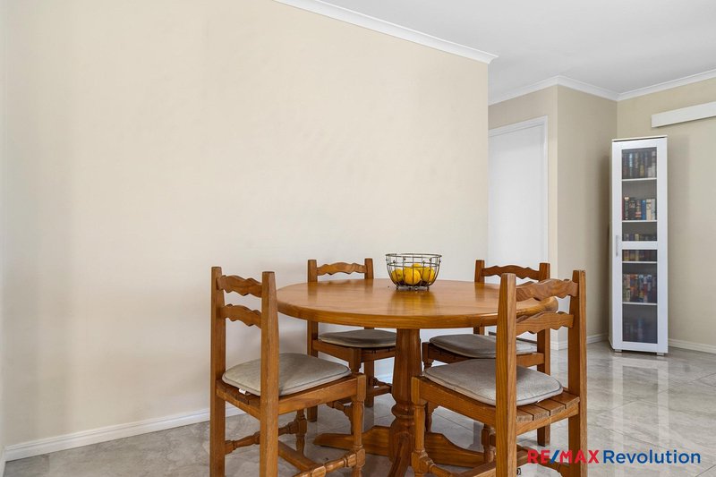 Photo - 38 Loane Drive, Edens Landing QLD 4207 - Image 7