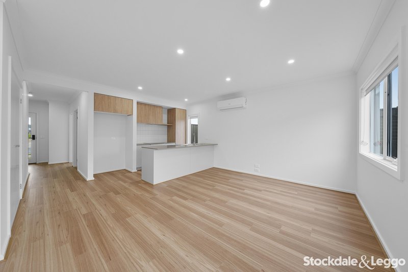 Photo - 38 Lockerbie Street, Kalkallo VIC 3064 - Image 6