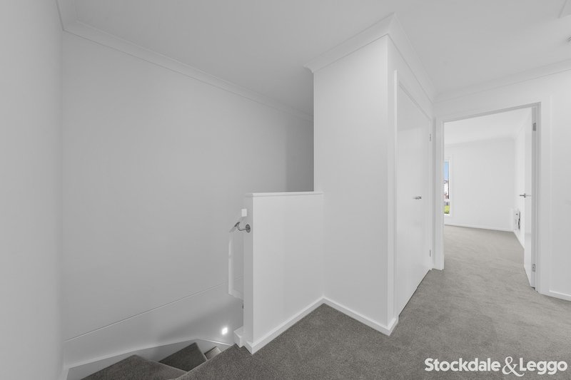 Photo - 38 Lockerbie Street, Kalkallo VIC 3064 - Image 12