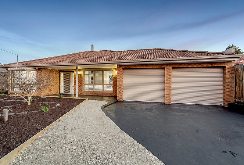 Photo - 38 Longtown Court, Craigieburn VIC 3064 - Image 2