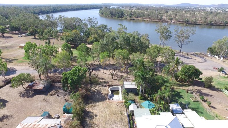 Photo - 38 Luck Avenue, Wandal QLD 4700 - Image 4