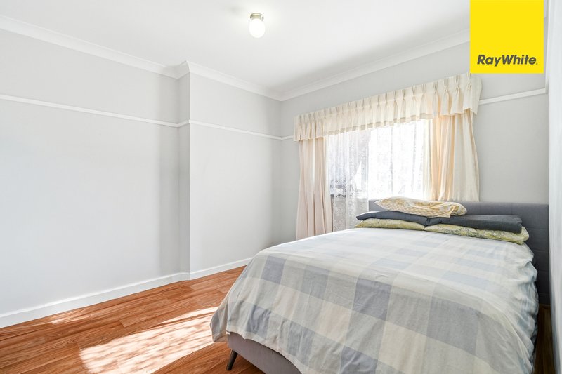 Photo - 38 Lyle Street, Girraween NSW 2145 - Image 18
