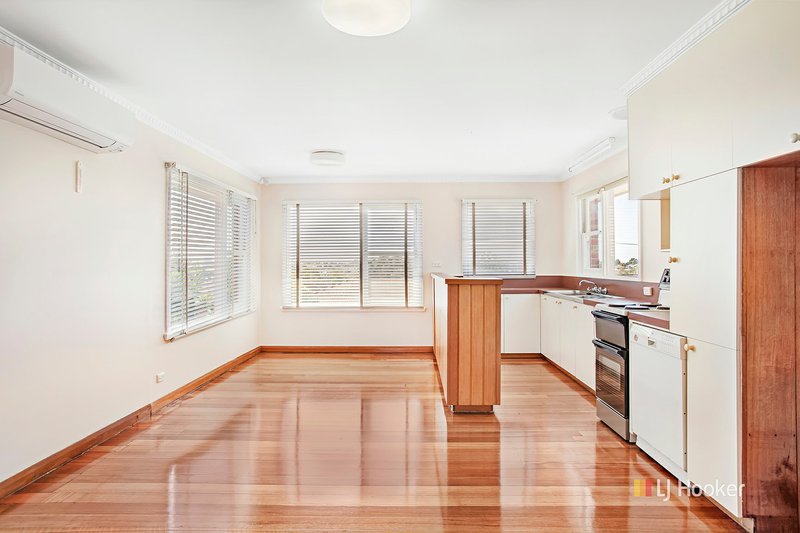 Photo - 38 Lyons Avenue, Miandetta TAS 7310 - Image 2