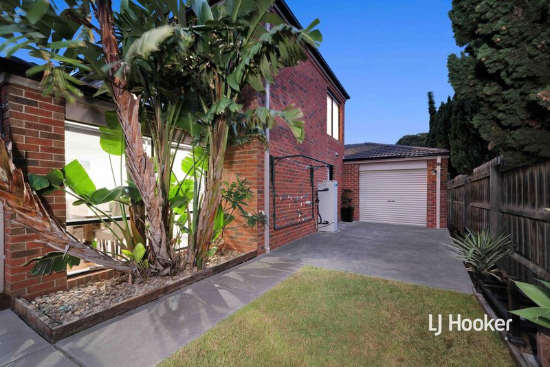 Photo - 38 Machair Drive, Point Cook VIC 3030 - Image 21
