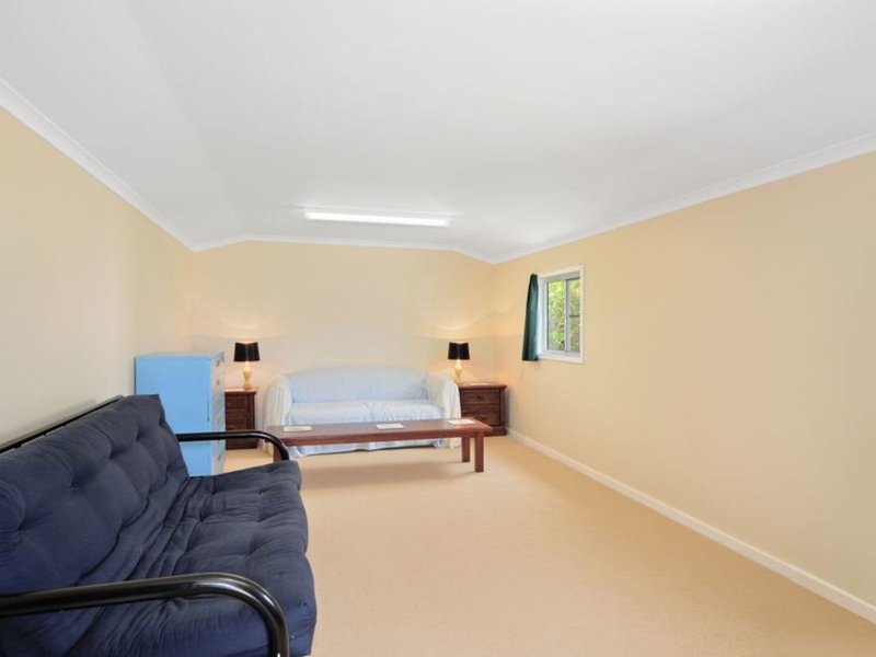 Photo - 38 Macleans Point Road, Sanctuary Point NSW 2540 - Image 15