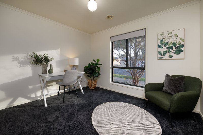 Photo - 38 Mactier Avenue, Wodonga VIC 3690 - Image 9