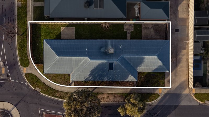 Photo - 38 Mactier Avenue, Wodonga VIC 3690 - Image 15