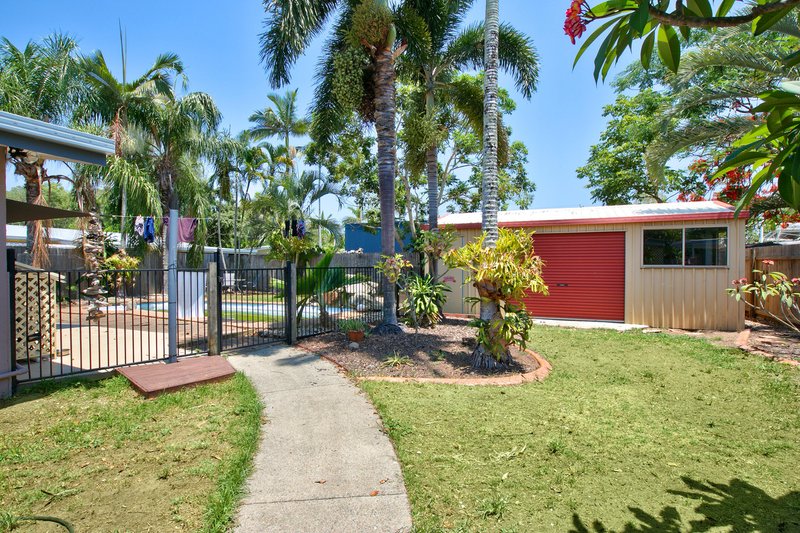 38 Magnolia Street, Holloways Beach QLD 4878