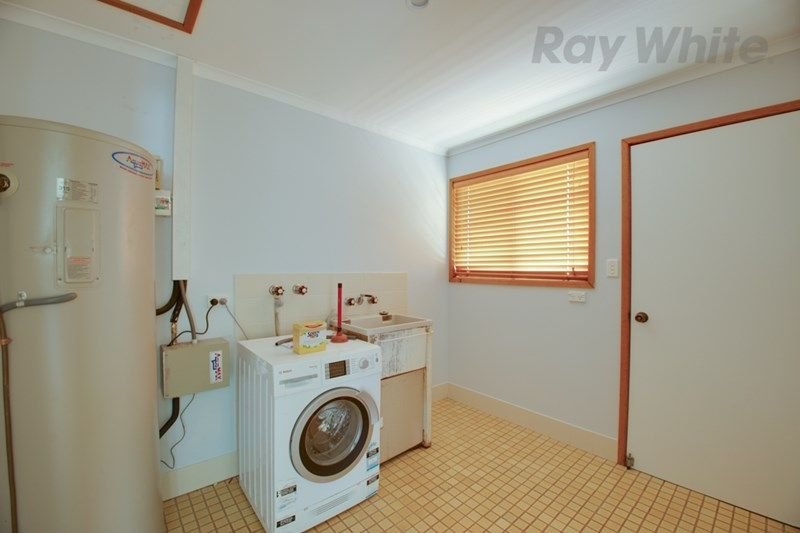 Photo - 38 Mahons Road, Pine Mountain QLD 4306 - Image 14