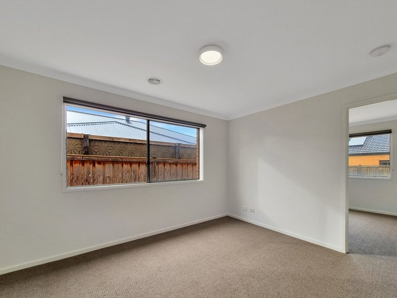 Photo - 38 Manna Gum Drive, Mount Duneed VIC 3217 - Image 12