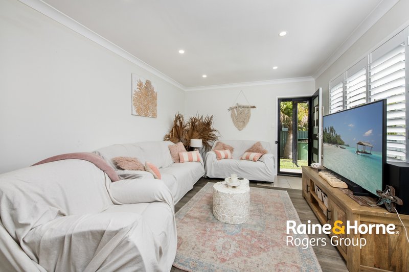 Photo - 38 Manoa Road, Budgewoi NSW 2262 - Image 3