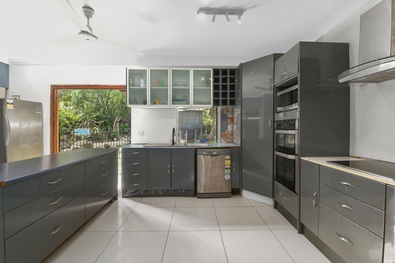 Photo - 38 Manus Street, Trinity Beach QLD 4879 - Image 4