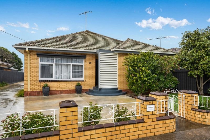 38 Maple Cresent , Bell Park VIC 3215