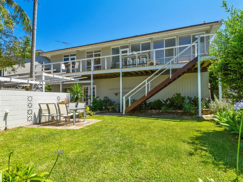 Photo - 38 Mariposa Road, Bilgola Plateau NSW 2107 - Image 2