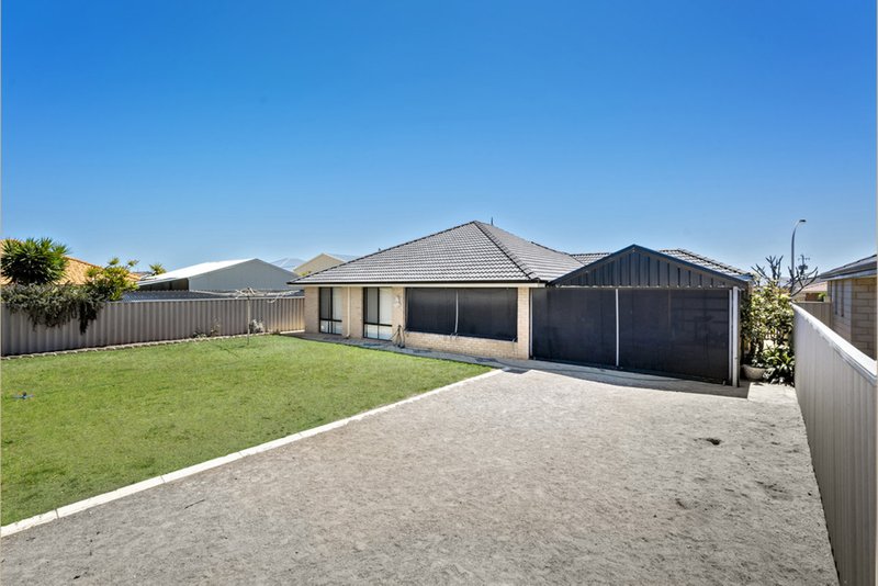 Photo - 38 Mark Way, Wandina WA 6530 - Image 6