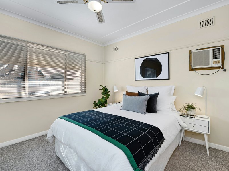 Photo - 38 Marks Street, Belmont NSW 2280 - Image 4