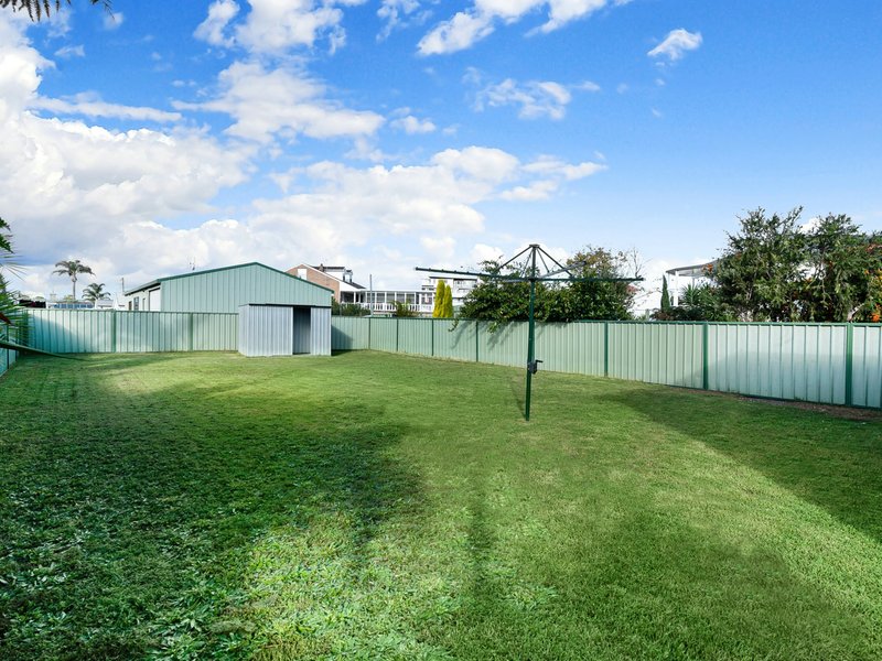 Photo - 38 Marks Street, Belmont NSW 2280 - Image 6