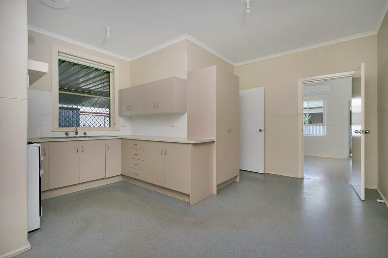 Photo - 38 Marsh Avenue, Gawler South SA 5118 - Image 3