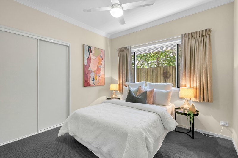 Photo - 38 Martindale Street, Corinda QLD 4075 - Image 11