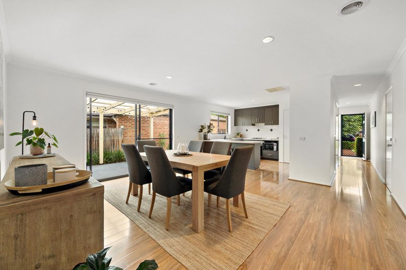 Photo - 38 Mary Kitson Street, Watson ACT 2602 - Image 7